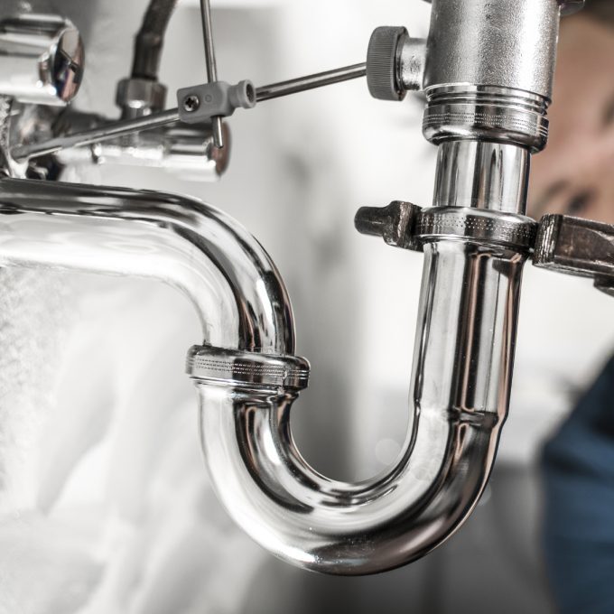 Закажите услуги сантехника